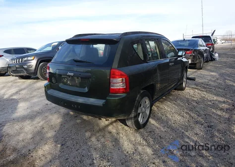 2008 Jeep Compass Sport z USA, uszkodzony, nr VIN 1J8FT47068D758419